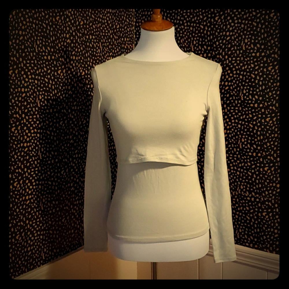 Bill Blass crop top and tank top combo.